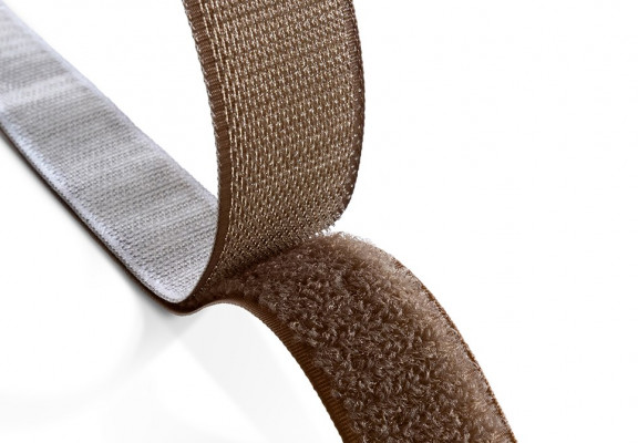 Hook and loop velcro tape undetectable to anti-infrared waves